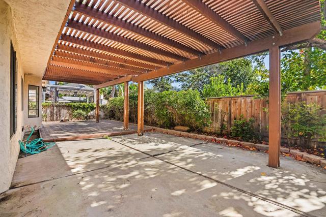 3970 Santa Nella Pl, San Diego CA: https://media.crmls.org/mediaz/ae07cb74-fbb6-4312-8ecb-c222a201eeba.jpg