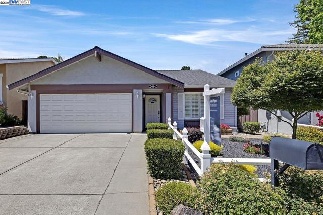 2644 Durango Ln, San Ramon CA: https://media.crmls.org/mediaz/ae084b6f-5fb6-47ac-9eda-0b56733d617c.jpg