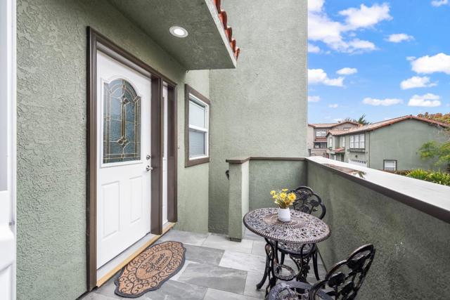 316 Hoffman Street, Colma CA: https://media.crmls.org/mediaz/ae0946f8-2203-43b4-a82e-7354118de602.jpg