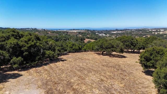8160 Manjares, Monterey CA: https://media.crmls.org/mediaz/ae0a065a-ae33-45ef-9014-8382e35249ee.jpg
