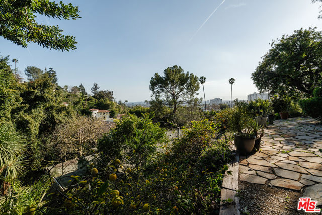 1984 Outpost Circle, Los Angeles, California 90068, 3 Bedrooms Bedrooms, ,2 BathroomsBathrooms,Single Family Residence,For Sale,Outpost,24376151