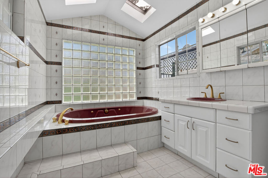 MLS #26986337 image #16