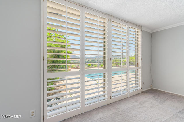 18854 Edleen Drive, Tarzana CA: https://media.crmls.org/mediaz/ae0e8c74-82e1-4bfe-b7db-b3a47075541e.jpg