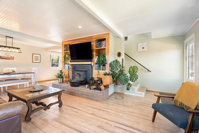 10172 Boulder Creek Road, Descanso CA: https://media.crmls.org/mediaz/ae0eb9f5-5ded-4a2d-a9a6-5db38644b442.jpg