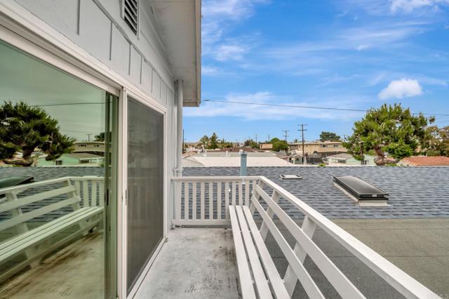 834 Oaklawn Ave A&B, Chula Vista CA: https://media.crmls.org/mediaz/ae0f609b-af83-4a68-8426-5a67c94b4471.jpg