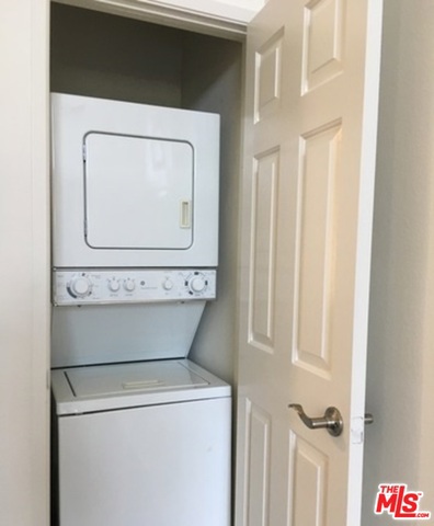 3712 Evans Street, Los Angeles CA: https://media.crmls.org/mediaz/ae0f9776-d462-4120-bb16-c10443dc95d5.jpg