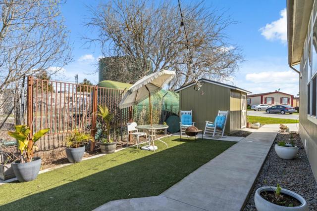 800 Dolan Road, Moss Landing CA: https://media.crmls.org/mediaz/ae1061f2-2c0c-4023-b4c3-8d01845d0a97.jpg