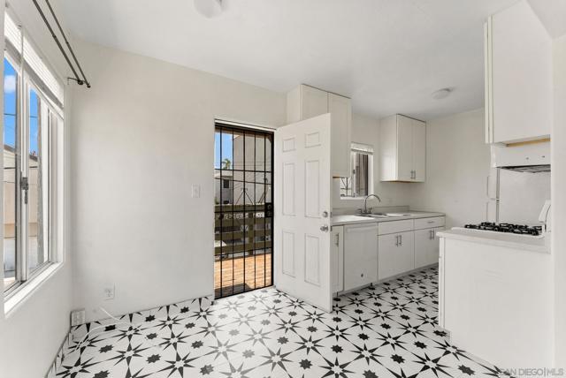 3941 45 32nd St, San Diego CA: https://media.crmls.org/mediaz/ae10e017-ef8d-4989-81f8-de8ae8fb5917.jpg