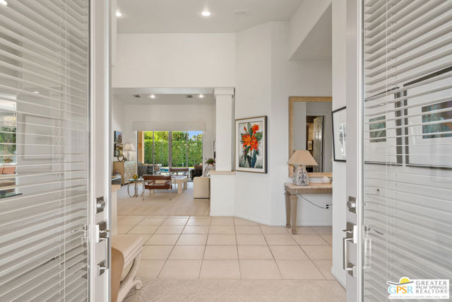 36750 Nancy Lane, Rancho Mirage CA: https://media.crmls.org/mediaz/ae10f8aa-1d4f-407d-8206-590c26038227.jpg