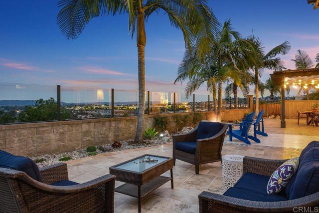 7661 Sitio Algodon, Carlsbad CA: https://media.crmls.org/mediaz/ae121656-52ae-4f96-b140-d723f9c3728f.jpg
