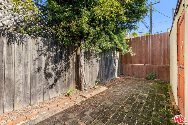 129 Ocean Park Boulevard photo 24