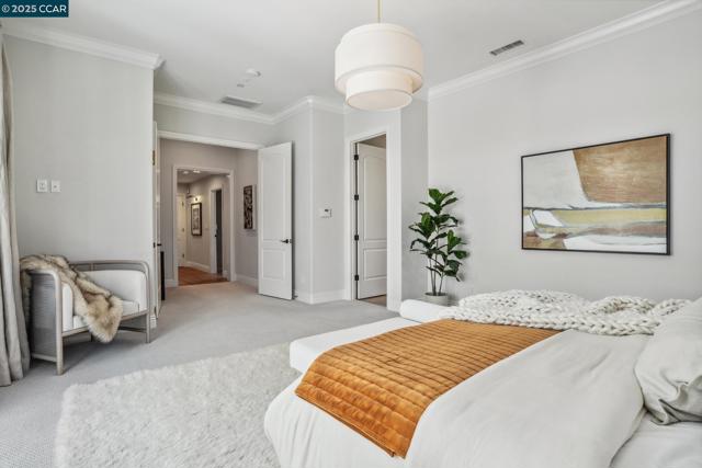 10 Candlelight Lane, Lafayette CA: https://media.crmls.org/mediaz/ae1445a3-cee5-4616-a6fe-607c0a573890.jpg