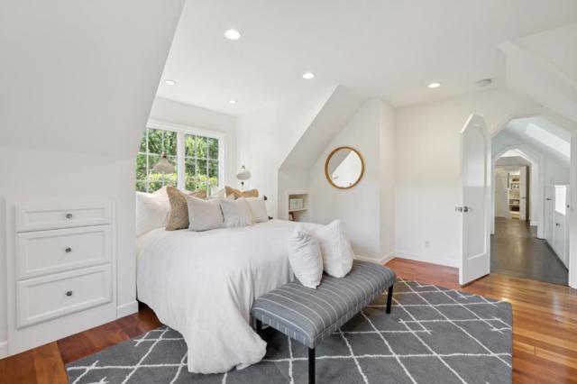 807 Crystal Springs Road, Hillsborough CA: https://media.crmls.org/mediaz/ae14a297-6035-461a-ba31-e2b56b079140.jpg