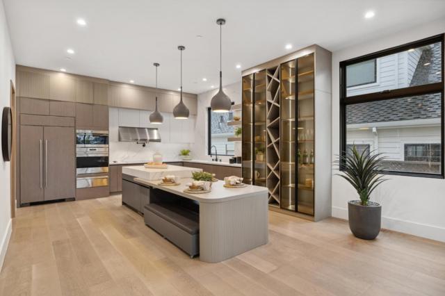 399 Camino Al Lago, Menlo Park CA: https://media.crmls.org/mediaz/ae1509e0-ba05-499e-b9d3-8547f65aae49.jpg