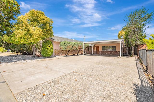 1574 S Mary Avenue, Sunnyvale CA: https://media.crmls.org/mediaz/ae15bc81-2c43-434f-a7ca-12bc323ed03b.jpg