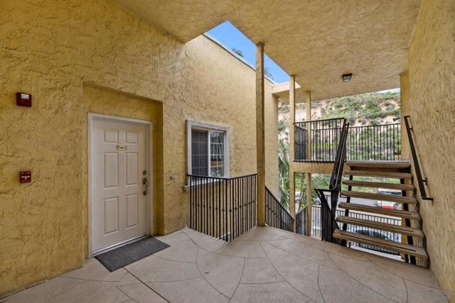 5055 Collwood Blvd, San Diego CA: https://media.crmls.org/mediaz/ae15e1a7-7bdf-4870-9fd1-4133a035b080.jpg