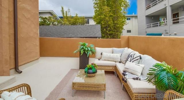 361 Rosecrans Street, San Diego CA: https://media.crmls.org/mediaz/ae16452d-02cb-46b8-a3b6-61366dce8873.jpg