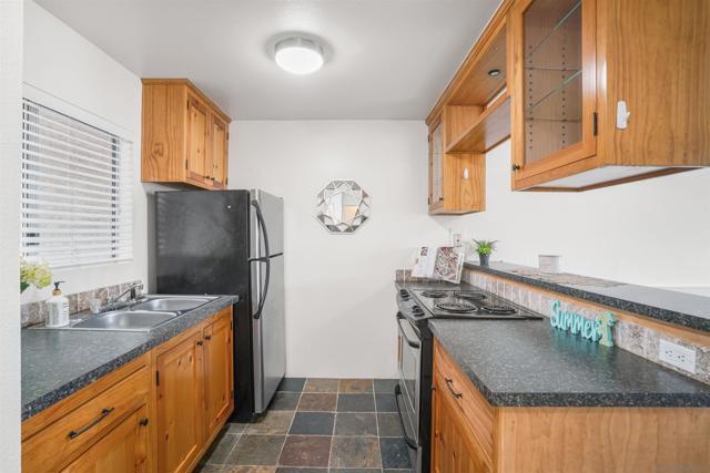 6675 Mission Gorge Rd, San Diego CA: https://media.crmls.org/mediaz/ae16846f-23f3-4dee-bbff-3695319c9110.jpg