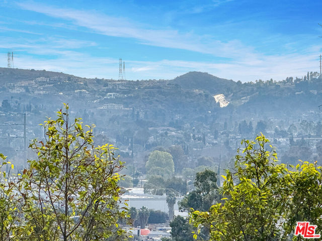 16317 Main Street, La Puente CA: https://media.crmls.org/mediaz/ae173d90-df10-42a9-a105-8f44dce1709d.jpg