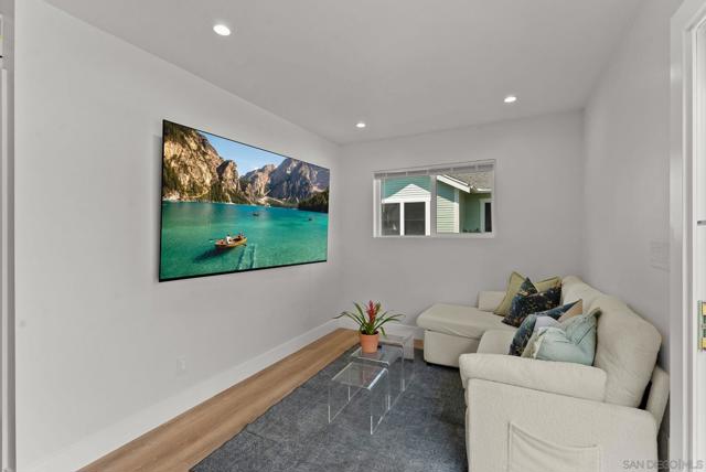 5092 E Mountain View Drive, San Diego CA: https://media.crmls.org/mediaz/ae17ba6d-2edc-4cf7-880a-6a124cc61f3e.jpg