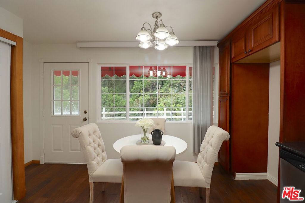 375 Berkshire Avenue La Canada Flintridge img 38