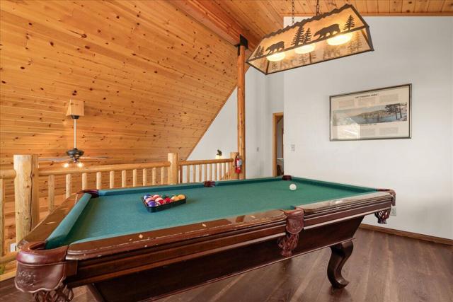 1351 Balsam Drive, Big Bear CA: https://media.crmls.org/mediaz/ae19abbb-cc90-4eb9-b33d-1c2754aa22a9.jpg