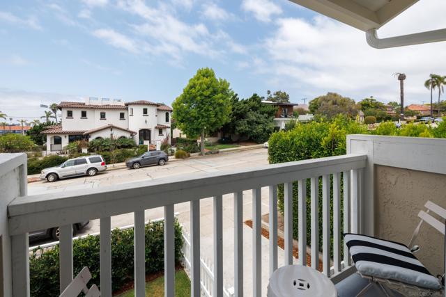 1221 Virginia Way, La Jolla CA: https://media.crmls.org/mediaz/ae1a97d5-8157-43b8-a4e9-ed9e32c8ecd6.jpg