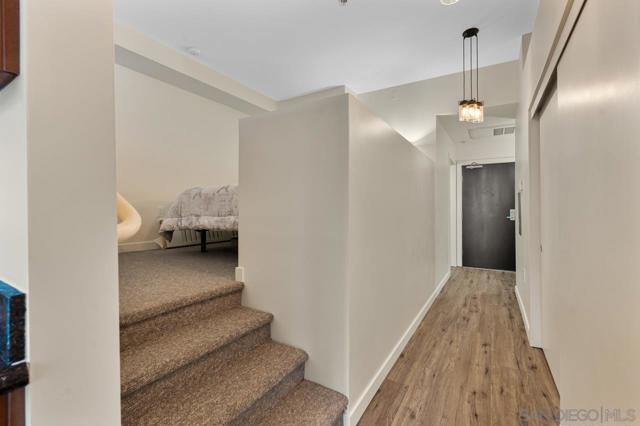 889 Date St, San Diego CA: https://media.crmls.org/mediaz/ae1af216-8ded-406f-a985-2e18fec5ab2e.jpg