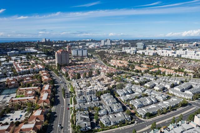 Detail Gallery Image 40 of 47 For 4085 Crystal Dawn Ln #201,  San Diego,  CA 92122 - 2 Beds | 2 Baths