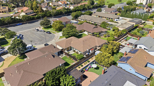 Image 51 of 58 For 9417 Petit Court