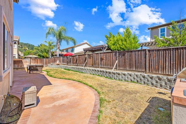1515 Dovetail Way, Gilroy CA: https://media.crmls.org/mediaz/ae1bf641-19c2-4bbc-9dcc-9c289a8953dc.jpg