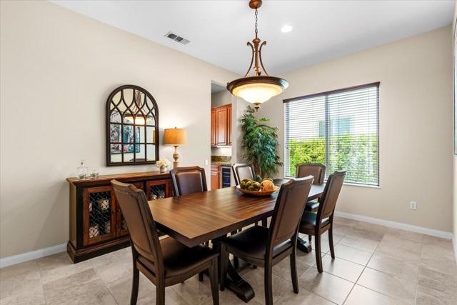 40426 Calle Estela, Indio CA: https://media.crmls.org/mediaz/ae1cc117-fd73-4353-a8ef-ce028ea2c238.jpg
