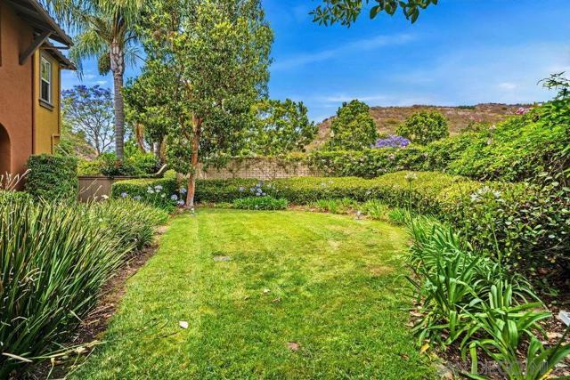 2793 Matera Ln, San Diego CA: https://media.crmls.org/mediaz/ae1cdd4f-e493-4929-9ce8-1417b1e0fa99.jpg