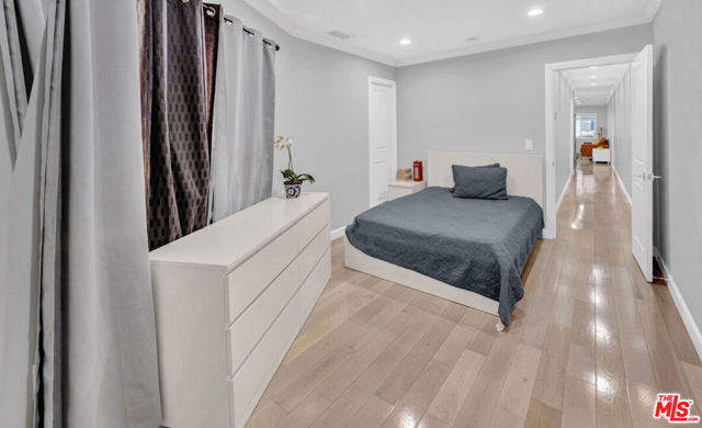 1946 W 39th Street, Los Angeles CA: https://media.crmls.org/mediaz/ae1dc771-aa5a-42f8-ab3b-74ba40cc1bf9.jpg