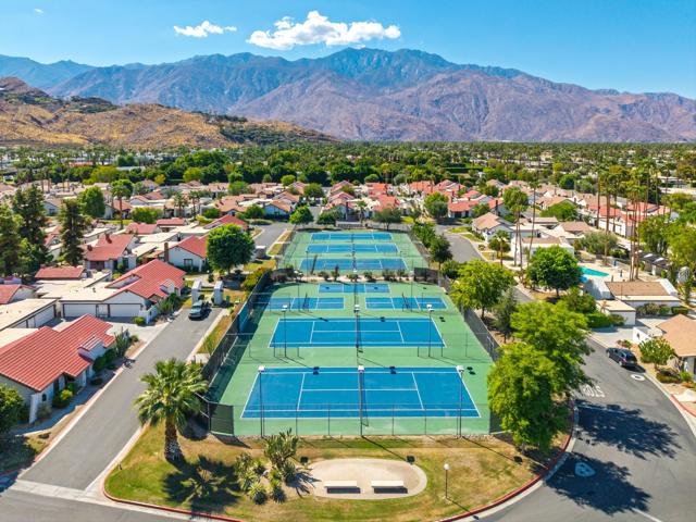 2440 S Linden Way #B, Palm Springs, CA 92264