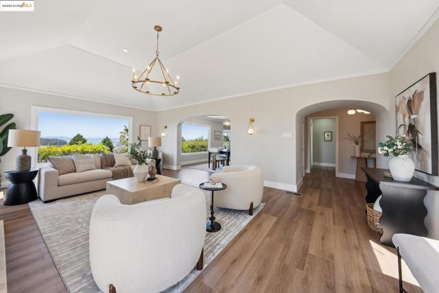 744 Coventry Road, Kensington CA: https://media.crmls.org/mediaz/ae1e0d22-185e-446b-8989-09353e858b6b.jpg