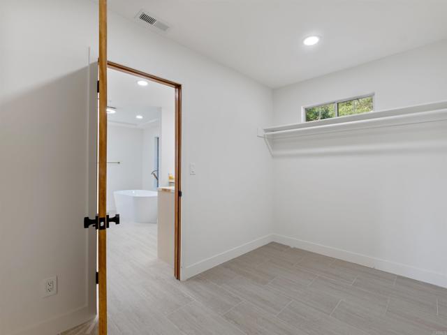 Detail Gallery Image 29 of 52 For 28148 Mountain Meadow Rd, Escondido,  CA 92026 - 3 Beds | 3 Baths