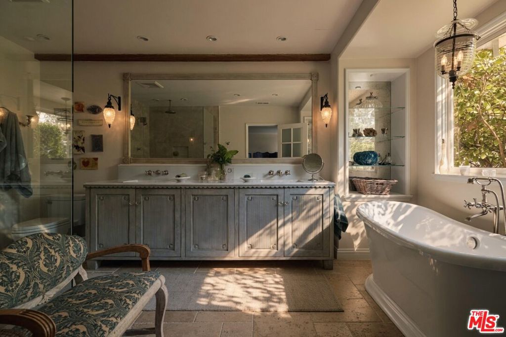 MLS #26850977 image #18
