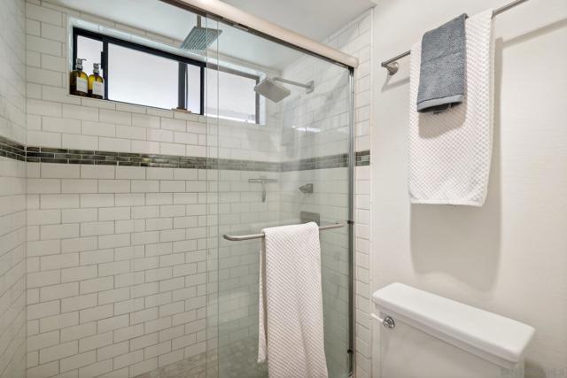 4253 5Th Ave, San Diego CA: https://media.crmls.org/mediaz/ae2169f3-48cf-4e4a-991c-0d3cc1ca68b4.jpg