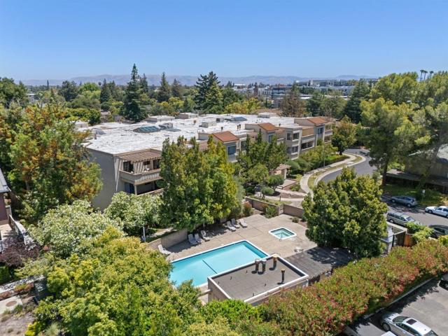 440 Cesano Court, Palo Alto CA: https://media.crmls.org/mediaz/ae2219f9-cfc1-4d35-8e97-3f89f85409b6.jpg