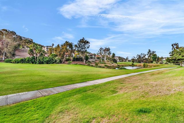 2507 Navarra Dr, Carlsbad CA: https://media.crmls.org/mediaz/ae229c25-1e0d-4674-8486-a8c8511354bb.jpg