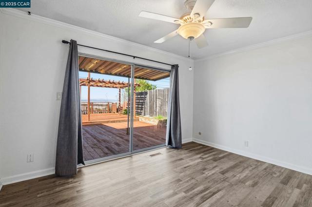 931 N Camino Alto Drive, Vallejo CA: https://media.crmls.org/mediaz/ae23a3be-a565-421b-94b9-4afba408c663.jpg