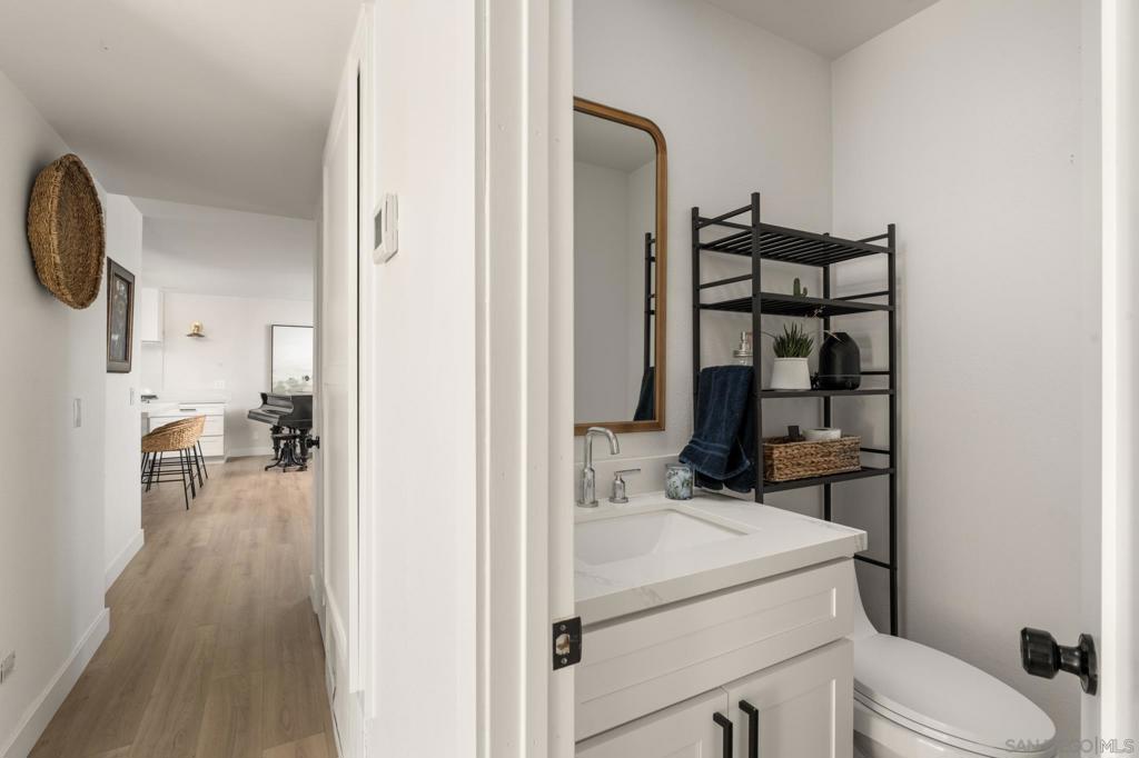 2927 Levante St - photo 10