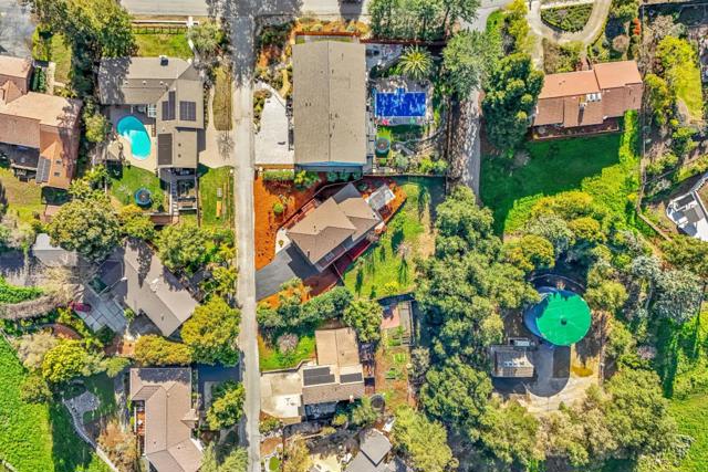 3735 Oak Canyon Lane, Morgan Hill CA: https://media.crmls.org/mediaz/ae252c62-4518-4856-831b-a141a135ca75.jpg