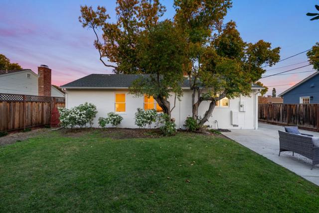 876 Sunset Drive, Santa Clara CA: https://media.crmls.org/mediaz/ae2633f9-1567-4db5-94c3-ee7244cc42c7.jpg