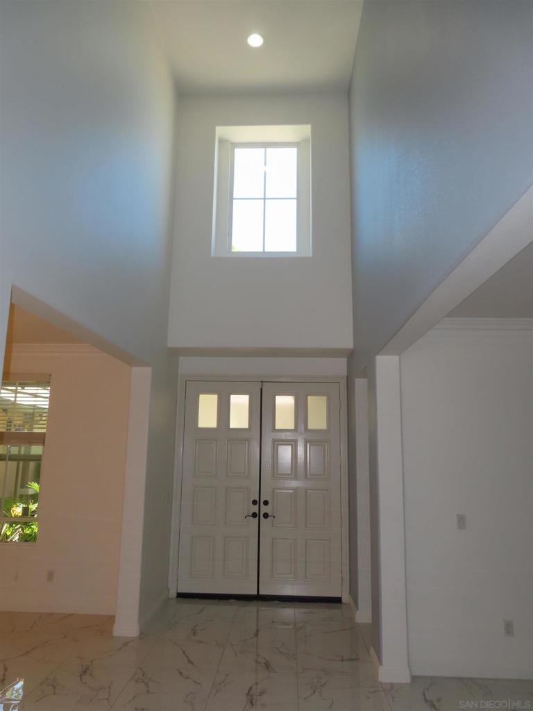 16073 Falcon Crest Dr. - photo 7