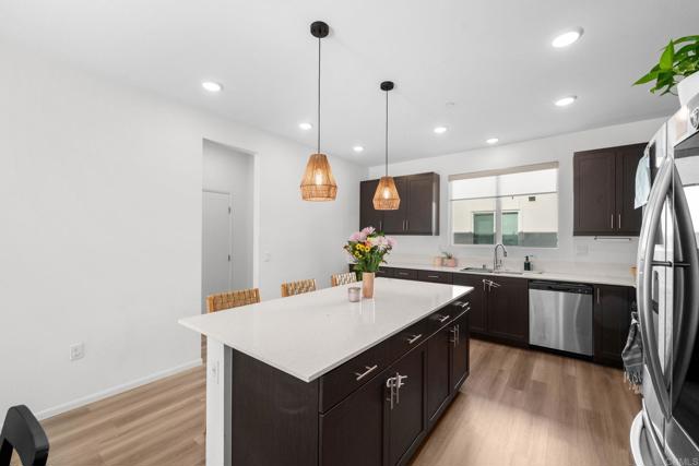Detail Gallery Image 18 of 65 For 5485 Seacliff Pl #106,  San Diego,  CA 92154 - 3 Beds | 2 Baths