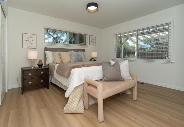 1172 Pine St, Livermore CA: https://media.crmls.org/mediaz/ae286baa-0c57-4a1f-96ba-b5e906b90778.jpg