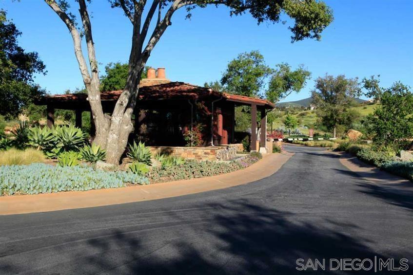 MLS #250039563SD image #33