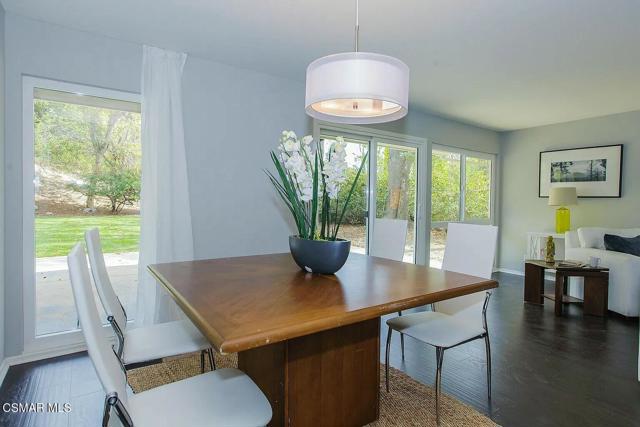 5500 Blanco Avenue, Woodland Hills CA: https://media.crmls.org/mediaz/ae2bf955-788e-48cf-bf75-4c43aa71943a.jpg
